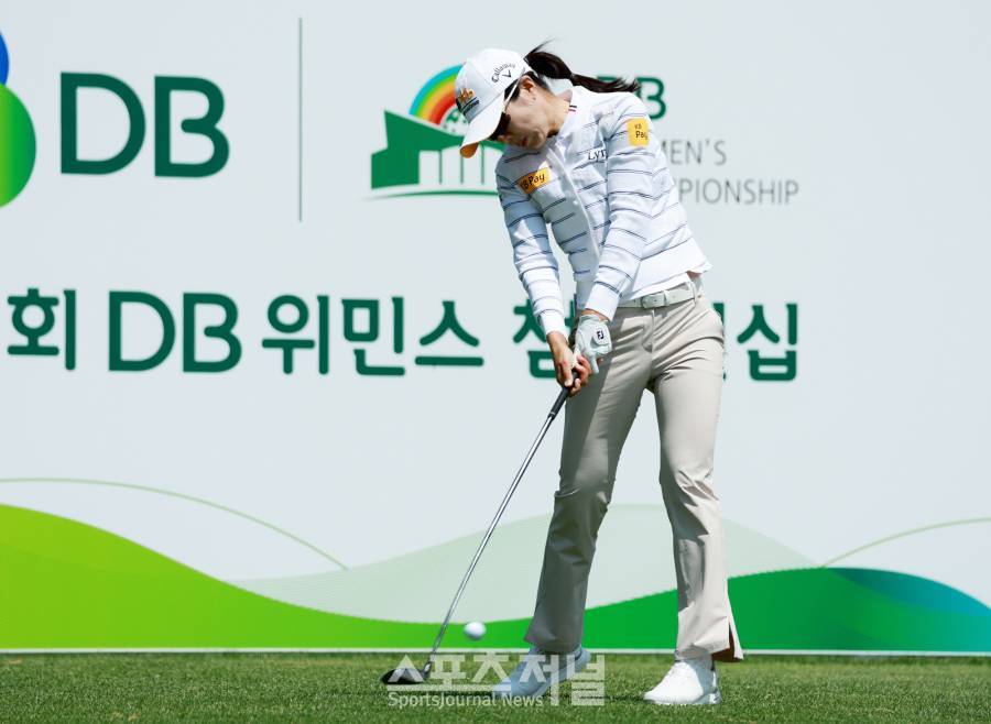 [SJ골프] 정확한 임팩트 안송이,KLPGA '제1회 DB 위민스 챔피언십' 둘째날 10번홀 티샷